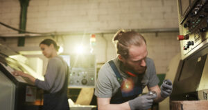 🏭 Outsourcing vs. In-House Production: What Makes Sense for American Manufacturers?